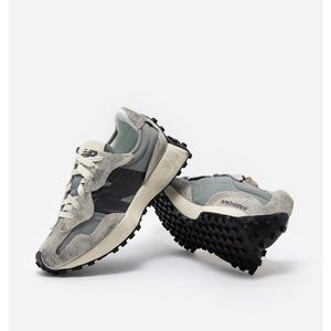 New Balance Womens 327 Size 6 Grey